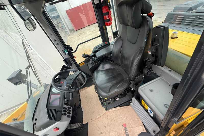 OmecoHub - Immagine KOMATSU WA380-8e0
